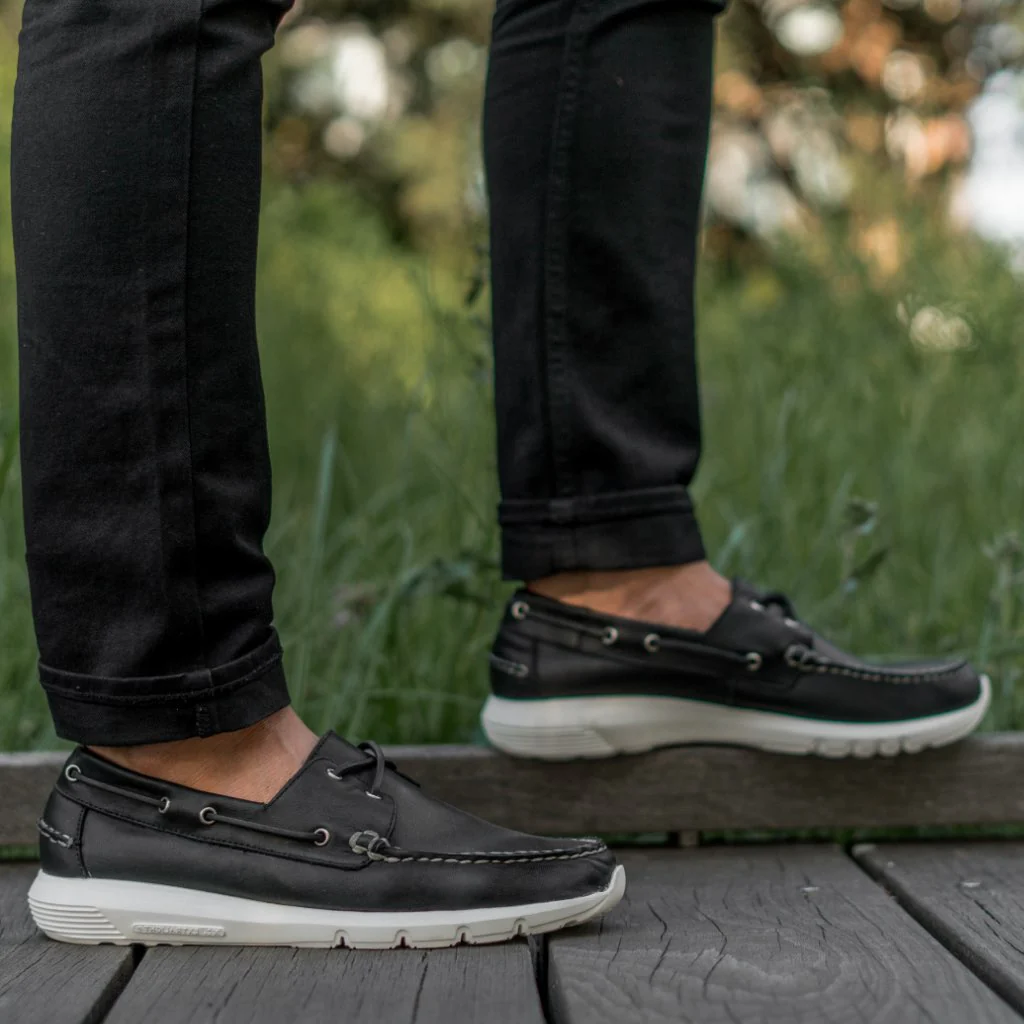 [S] Handsewn Runner | Black - Image 6