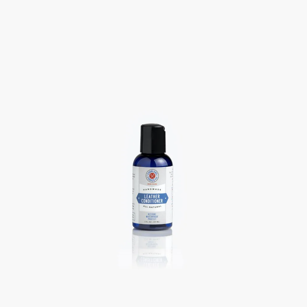 Cobbler's Choice Travel Kit - Image 3