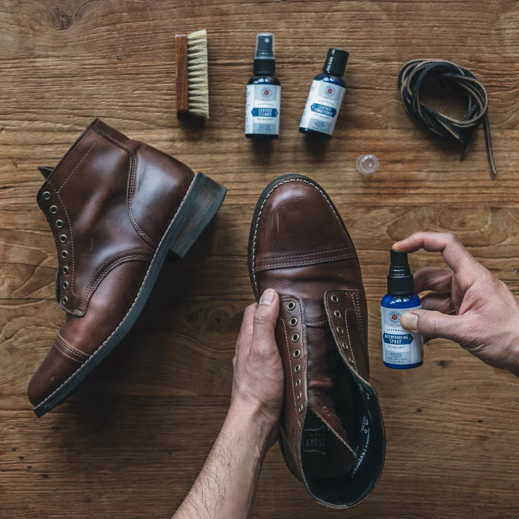 Cobbler's Choice Travel Kit - Image 6
