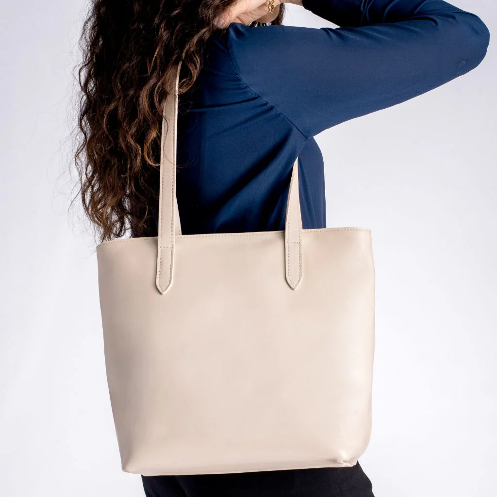 Everyday Tote | Beige (M) (Zipper) - Image 6