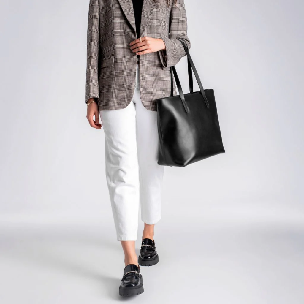Everyday Tote | Black (L) (Zipper) - Image 8