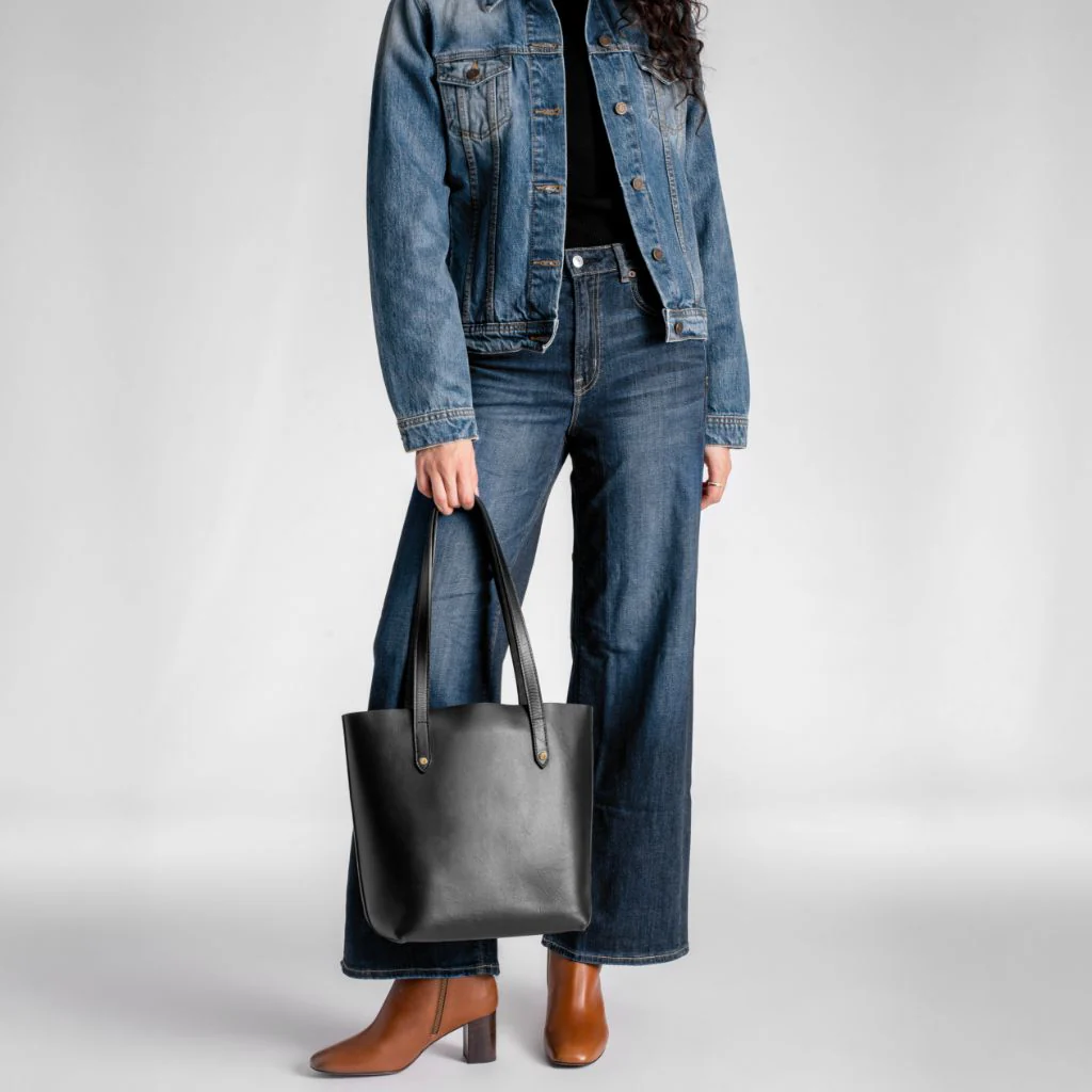 Everyday Tote | Black (M) (Gold) - Image 8