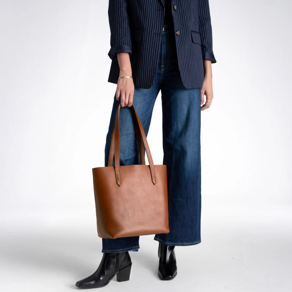 Everyday Tote | Cuero (M) (Gold) - Image 8